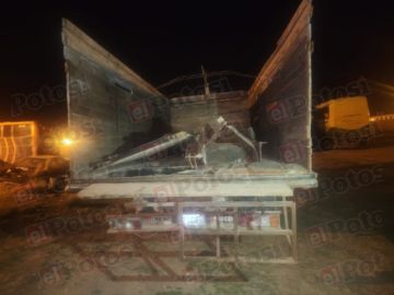 Conscriptos son sorprendidos desmantelando el Cementerio de Trenes en Uyuni