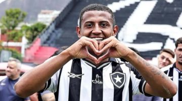 Botafogo llega a Potosí con una avanzada de nueve futbolistas