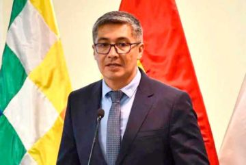 Riesgo país baja hasta los 477 puntos básicos