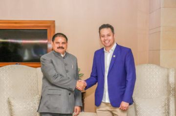 Vicepresidente Lara está en la India para participar en cumbre sobre inteligencia artificial
