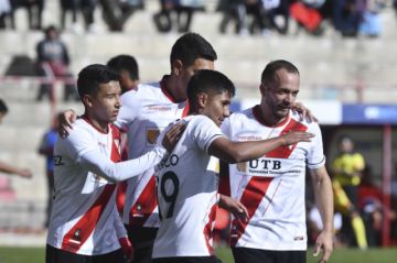 Always Ready ingresa a la semifinal tras golear a GV San José