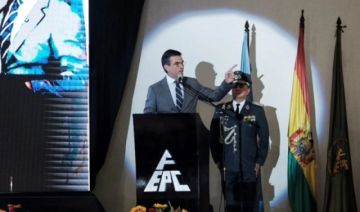 Gobierno lanza paquete de leyes para formalizar la economía y aliviar la carga tributaria
