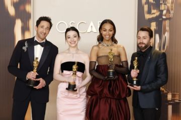 Adrien Brody y Zoe Saldaña regresarán al escenario de los Óscar como presentadores