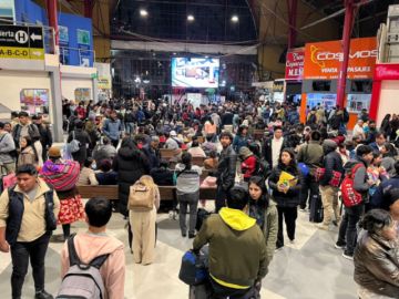 Terminal de buses de La Paz transportó 32.000 pasajeros y prepara plan para el Corso de Corsos