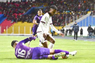 Real cae luchando y queda fuera de la pelea por el título