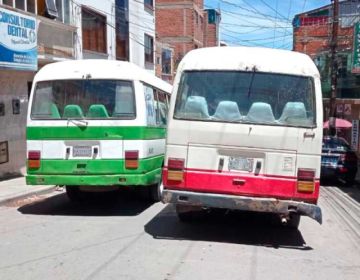 Micros con placas del interior del país ya no podrán circular