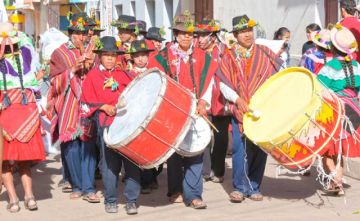 Potosí despide al Carnaval con baile, música y comparsas
