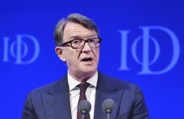 La Policía británica detiene al exministro Peter Mandelson por sus lazos con Epstein