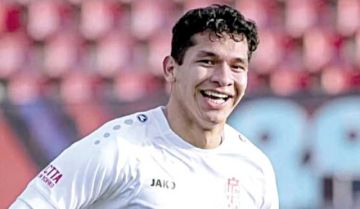 Martínez anotó en Bulgaria pero su equipo perdió