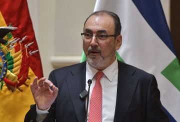 Presidente de CAF respalda a Paz y se ofrece a visitar Bolivia “las veces que sean necesarias”