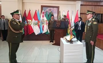 Posesionan a Lionel Valenzuela como nuevo Inspector General de la Policía Boliviana