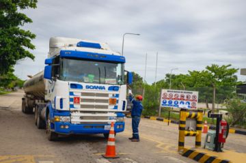 Santa Cruz: YPFB prevé posibles “demoras” en despachos de gasolina por inclusión de aditivos