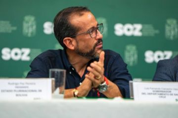 Camacho aplaude la renuncia de Barrientos y asegura que el “50-50” es “indetenible”