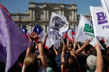 Miles despiden a Boric en La Moneda en su último fin de semana como mandatario