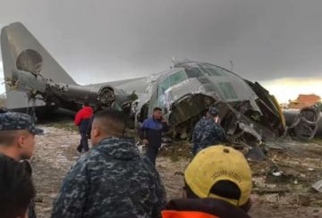 Despierta el niño que perdió sus extremidades en el accidente aéreo y envían su caso a EEUU