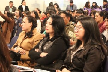 Socializan proyecto de ley para la prevención de la violencia digital