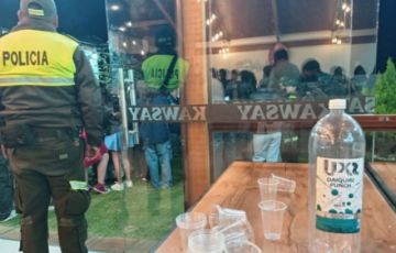 La Paz: Operativo policial termina con fiesta clandestina en Achumani