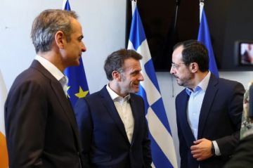 Macron: «Está en marcha una misión defensiva para abrir progresivamente el estrecho de Ormuz»