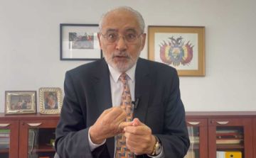 Carlos Mesa pide garantizar combustible de calidad