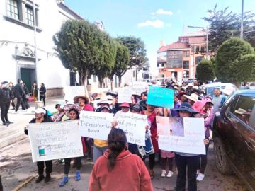 Vecinos de San Roque  marchan por muertes  en accidentes viales