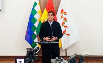 Gobierno invita a empresarios para dar “taxi aéreo” 