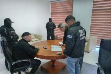 Difunden las primeras fotografías de Sebastián Marset tras su captura en Santa Cruz