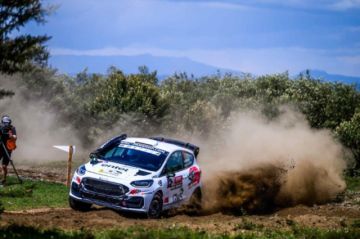 El boliviano Nataniel Bruun gana una etapa en el Rally Safari de Kenia