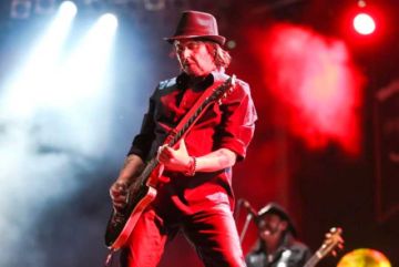 Muere guitarrista de Motörhead, Phil Campbell, a los 64 años