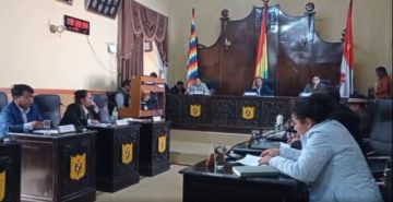 Concejo Municipal pospone elección de alcalde a la espera de informes