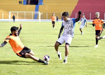 Real y Mineros disputan un duelo de alta intensidad