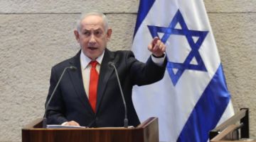 Netanyahu dice que seguirán atacando en «todos los frentes» tras impacto directo en Arad