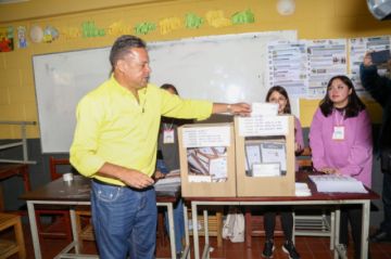 Gobernación de La Paz: Revilla toma la delantera con el 80% de resultados preliminares