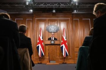 Starmer convoca una reunión de emergencia para abordar el impacto económico de la guerra