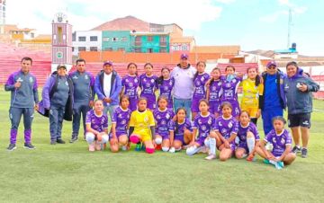 Real Potosí y Santa Rosa vencen en el torneo femenino de fútbol sub 16