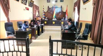 Los concejales podrían conocer hoy informe de resolución constitucional