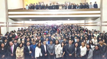 Derecho de la UATF accede a su acretiación con  un alto puntaje