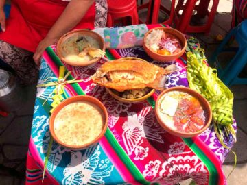 La variada oferta permitió a los asistentes degustar todo tipo de platos.