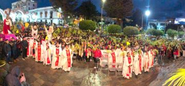 Los sacerdotes de las parroquias potosinas participaron de la celebración.