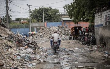 Haití sigue consternado por el fallecimiento de 70 personas a manos de antisociales