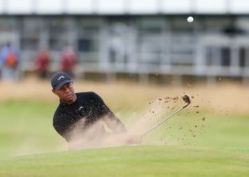 Tiger Woods deja temporalmente el golf 