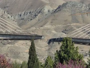Al menos 8 fallecidos y 95 heridos dejan ataques aéreos en la provincia de Irán de Alborz
