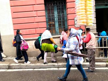 Educación prevé tomar precauciones ante inicio del clima frío en Potosí