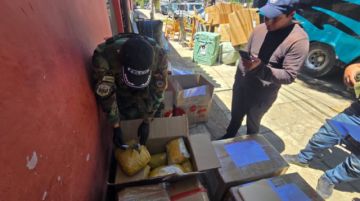 Encarcelan a dos policías tras operativos antinarcóticos