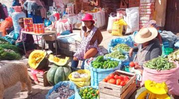 El comercio informal colapsó diferentes sectores de la ciudad de Potosí
