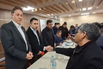 Oruro: Gobierno y Choferes llegan a acuerdo levantan paro de transporte