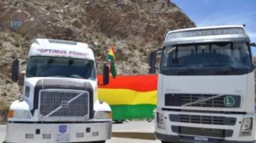 Denuncian cobros irregulares en bloqueos de Oruro