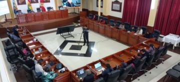 ALDP analiza renuncia de gobernador Jhonny Mamani
