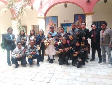 Celebraron el Día del Charango, instrumento que cruzó fronteras