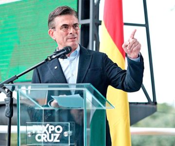 Paz promulga ley  de acceso a créditos para productores