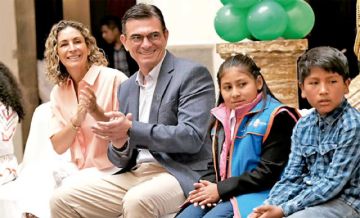 Paz y Urquidi sellan  compromiso con  la niñez boliviana